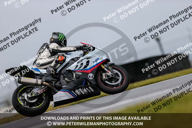 PJM Photography;donington no limits trackday;donington park photographs;donington trackday photographs;no limits trackdays;peter wileman photography;trackday digital images;trackday photos